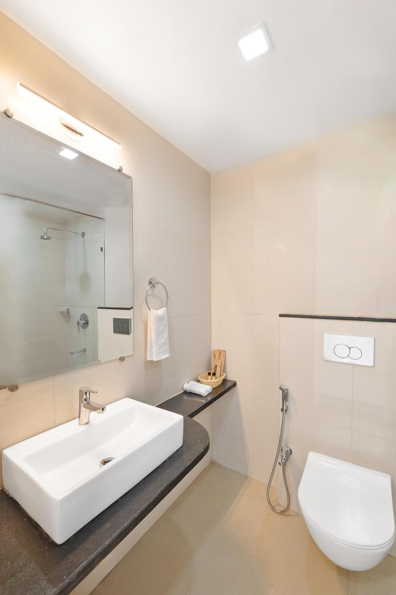 Bsg Porvorim Regency Hotel Goa Bagian luar foto